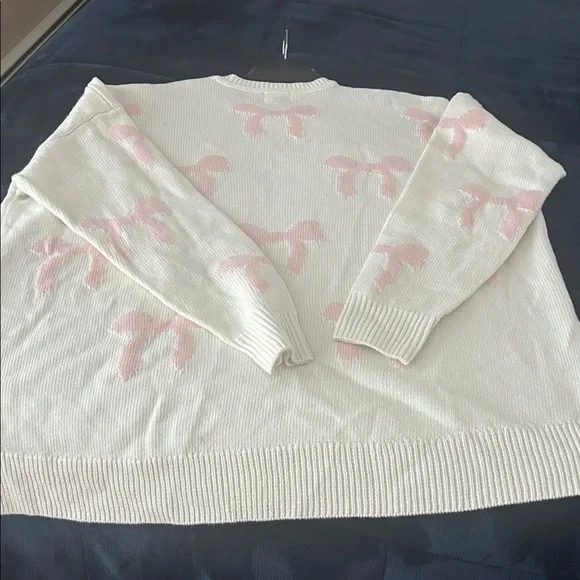 NWT MUMU pink bow sweater - Picture 8 of 8